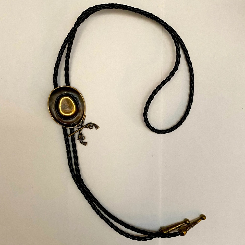 Western Cowboy Hat and Pistols Bolo Tie